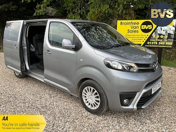 Used Toyota PROACE CITY Verso 2020 for sale - 75336247: Photo