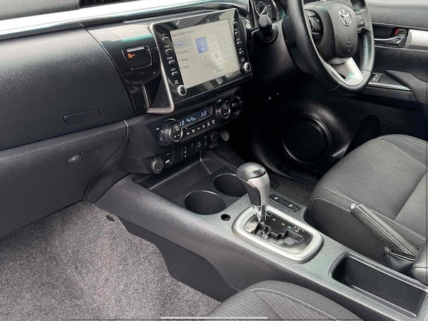 Used Toyota Hilux 2022 for sale - 75116263: Photo 22