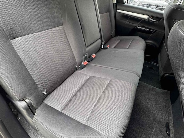 Used Toyota Hilux 2022 for sale - 75116263: Photo 32