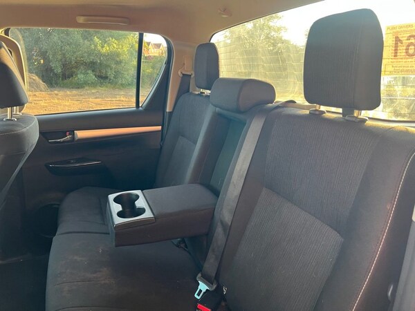 Used Toyota Hilux 2022 for sale - 75116263: Photo 37