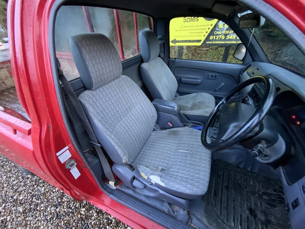 Used Toyota Hilux 2003 for sale - 76655404: Photo 13