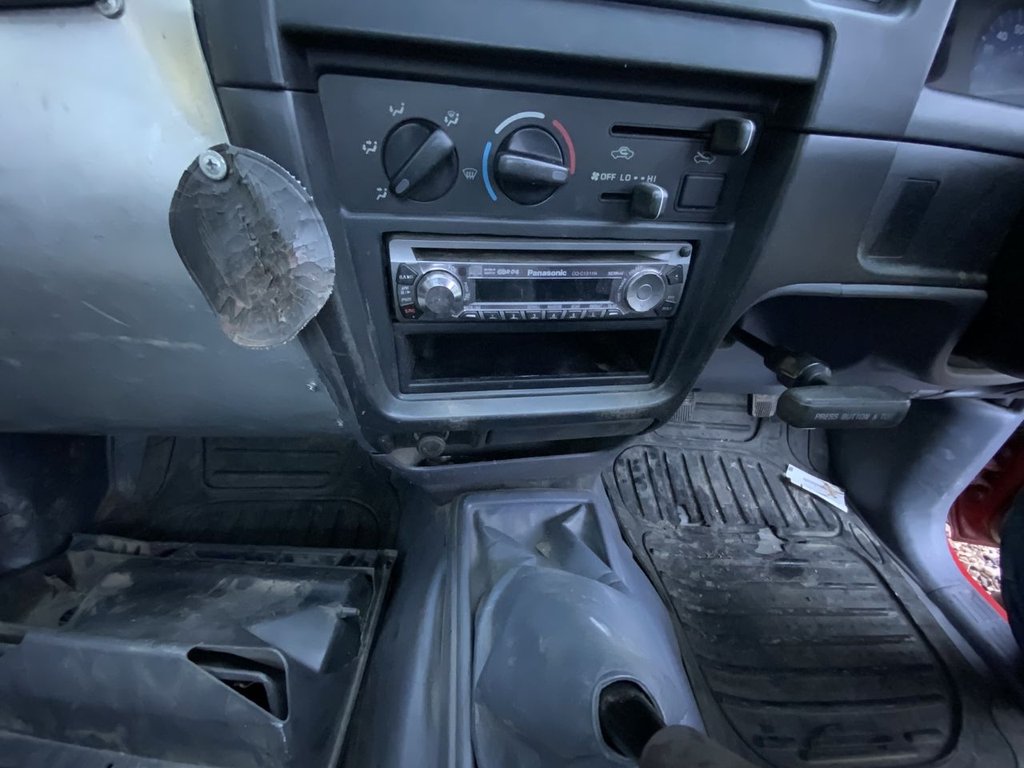 Used Toyota Hilux 2003 for sale - 76655404: Photo 20