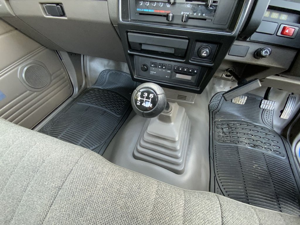 Used Nissan D21 1992 for sale - 76267060: Photo 9