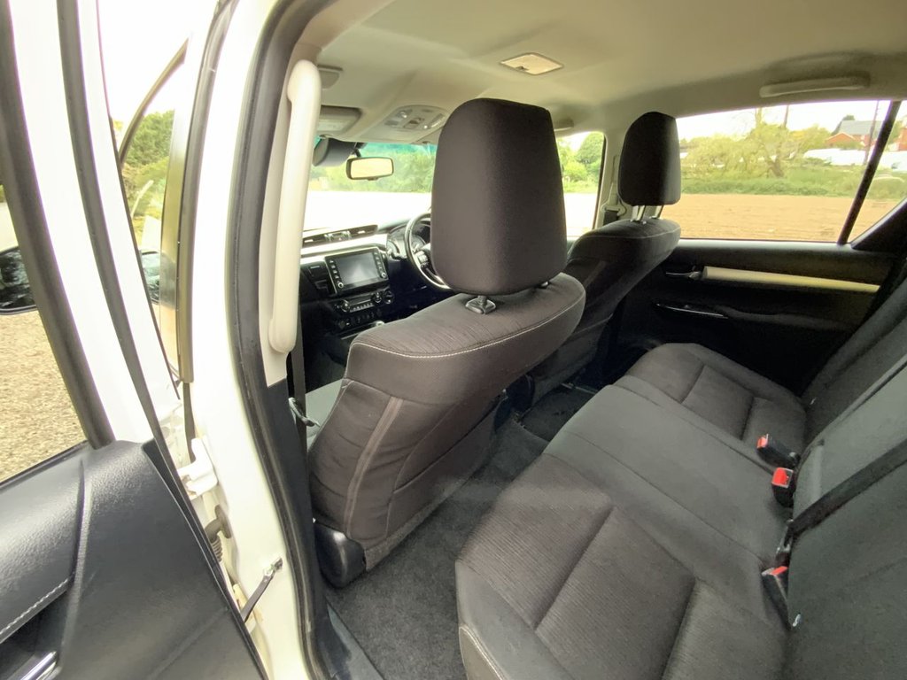 Used Toyota Hilux 2023 for sale - 76273929: Photo 20