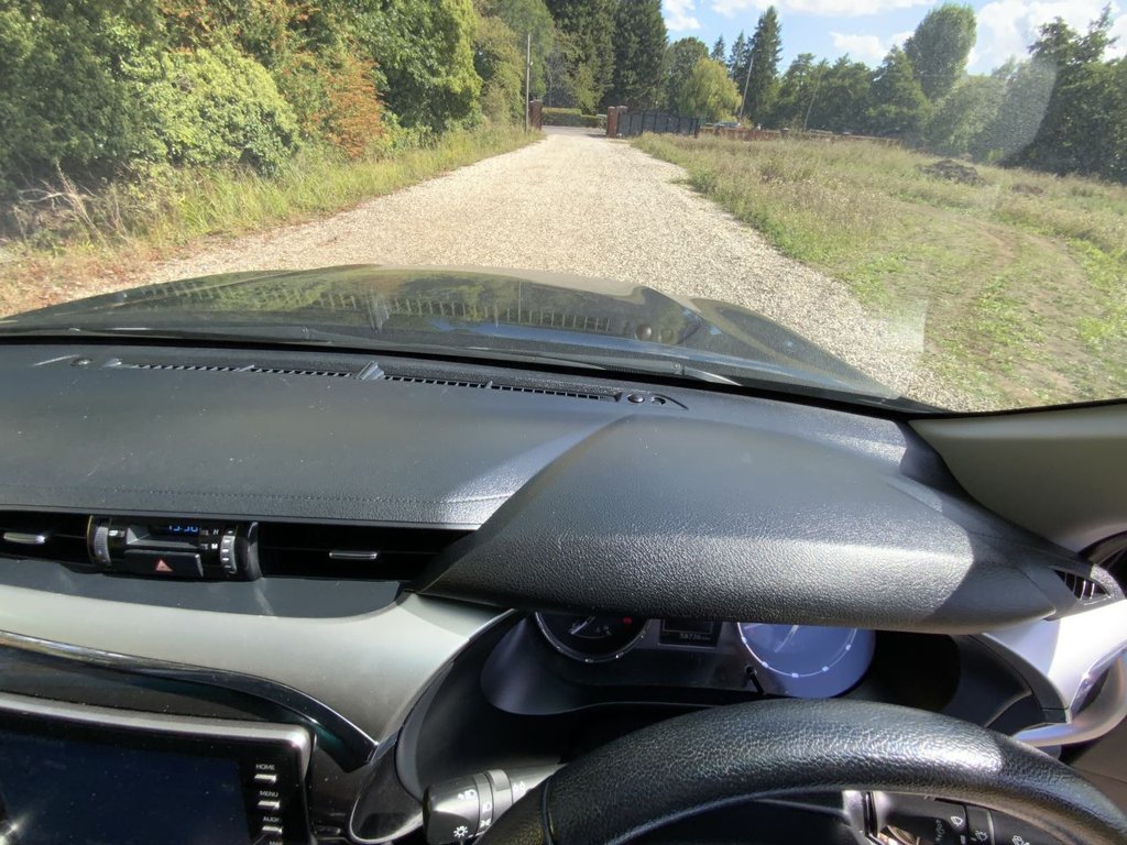 Used Toyota Hilux 2023 for sale - 75553980: Photo 18