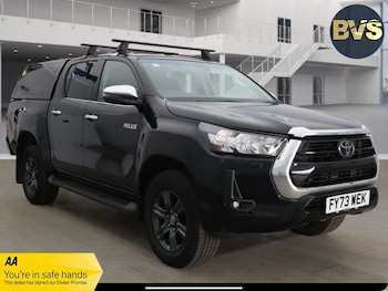 Used Toyota Hilux 2023 for sale - 75553980: Photo