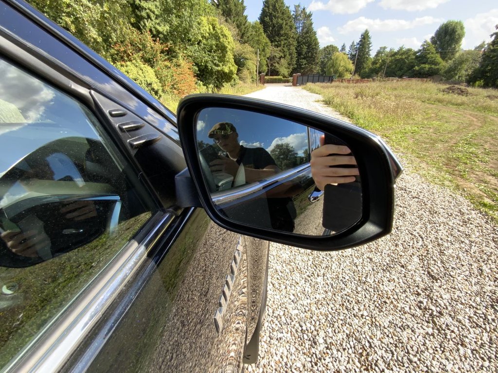 Used Toyota Hilux 2023 for sale - 75553980: Photo 20