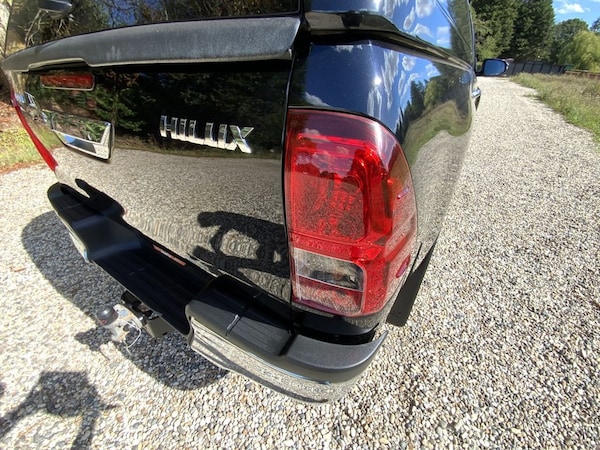 Used Toyota Hilux 2023 for sale - 75553980: Photo 23