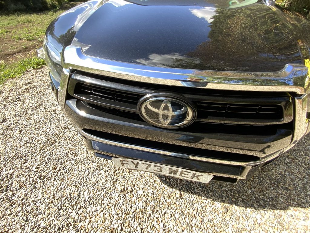 Used Toyota Hilux 2023 for sale - 75553980: Photo 29
