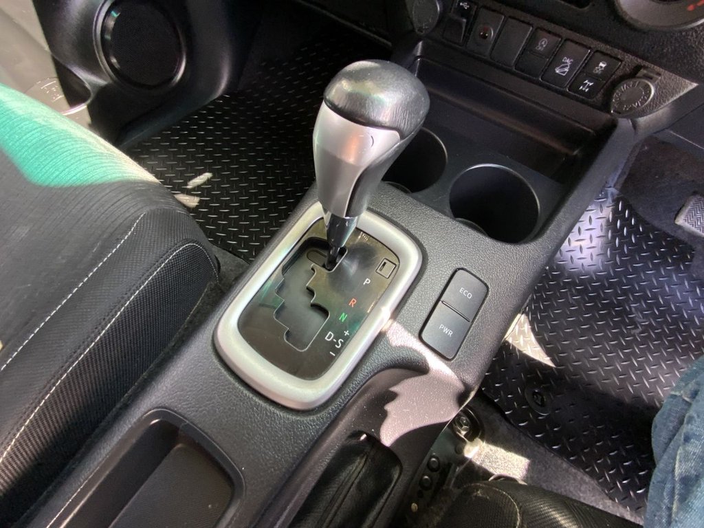 Used Toyota Hilux 2023 for sale - 75553980: Photo 30