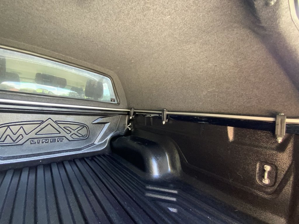 Used Toyota Hilux 2023 for sale - 75553980: Photo 42