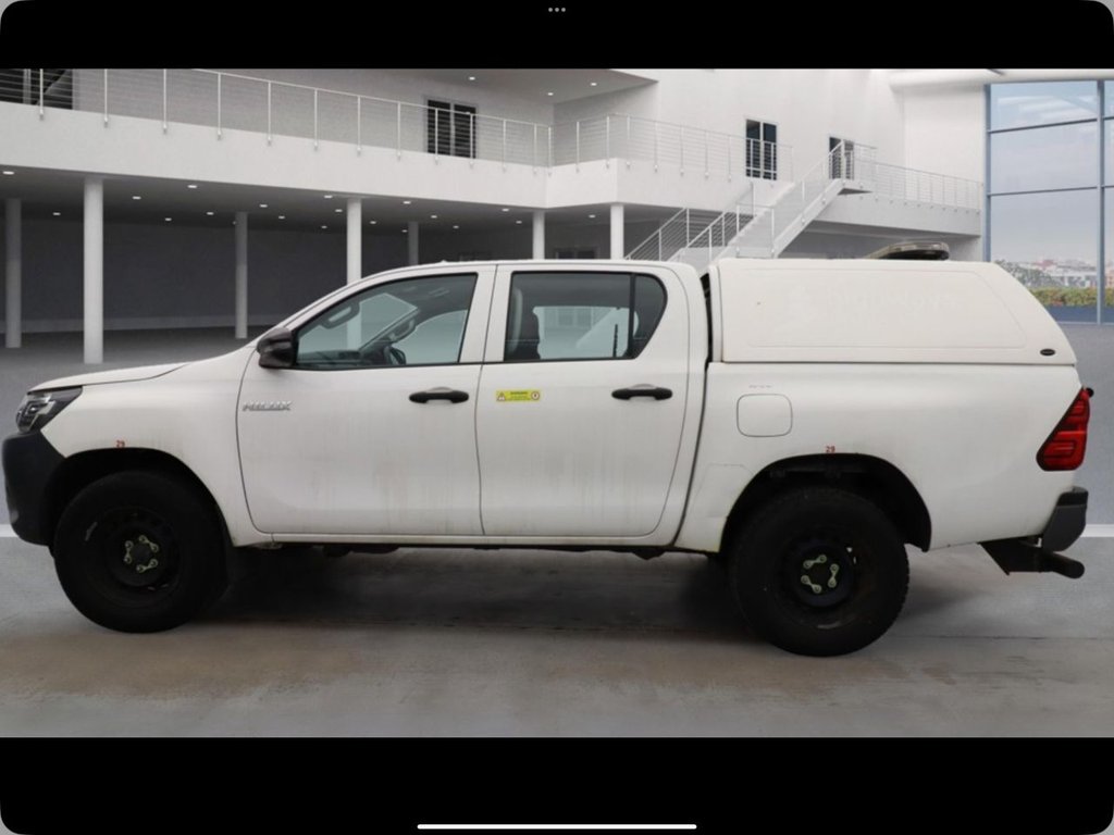 Used Toyota Hilux 2019 for sale - 76338570: Photo 13