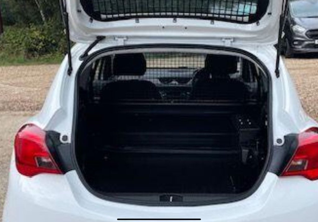 Used Vauxhall Corsa 2018 for sale - 76927616: Photo 17