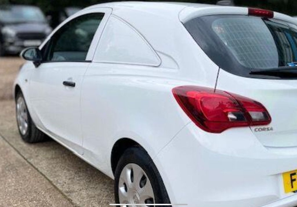 Used Vauxhall Corsa 2018 for sale - 76927616: Photo 8
