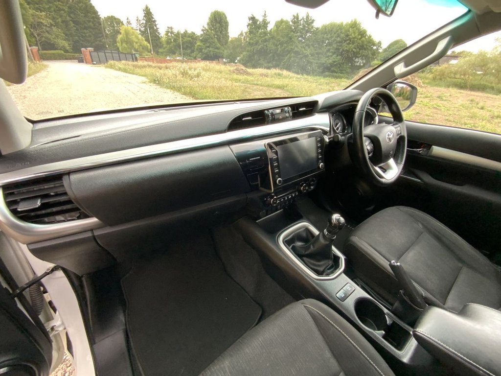 Used Toyota Hilux 2021 for sale - 76710918: Photo 10