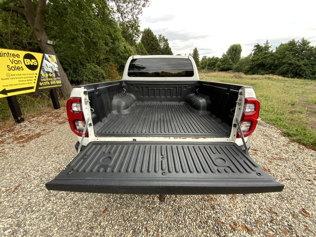 Used Toyota Hilux 2021 for sale - 76710918: Photo 21