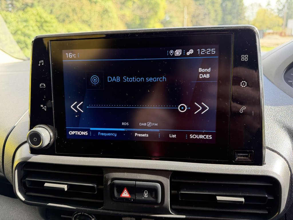 Used Peugeot Partner 2020 for sale - 77525966: Photo 22