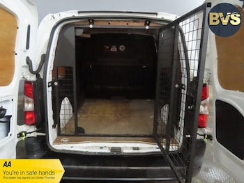 Used Peugeot Partner 2020 for sale - 77525966: Photo