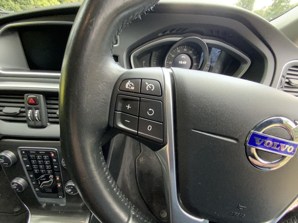 Used Volvo V40 2014 for sale - 75597295: Photo 20