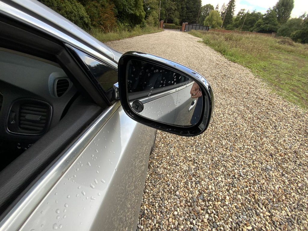 Used Volvo V40 2014 for sale - 75597295: Photo 29