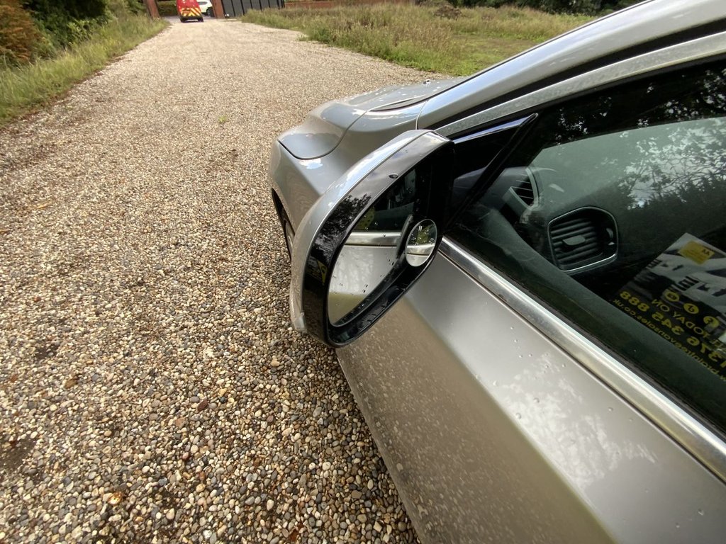 Used Volvo V40 2014 for sale - 75597295: Photo 33