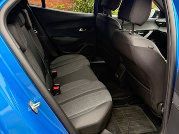 Used Peugeot 2008 2025 for sale - 77697913: Photo