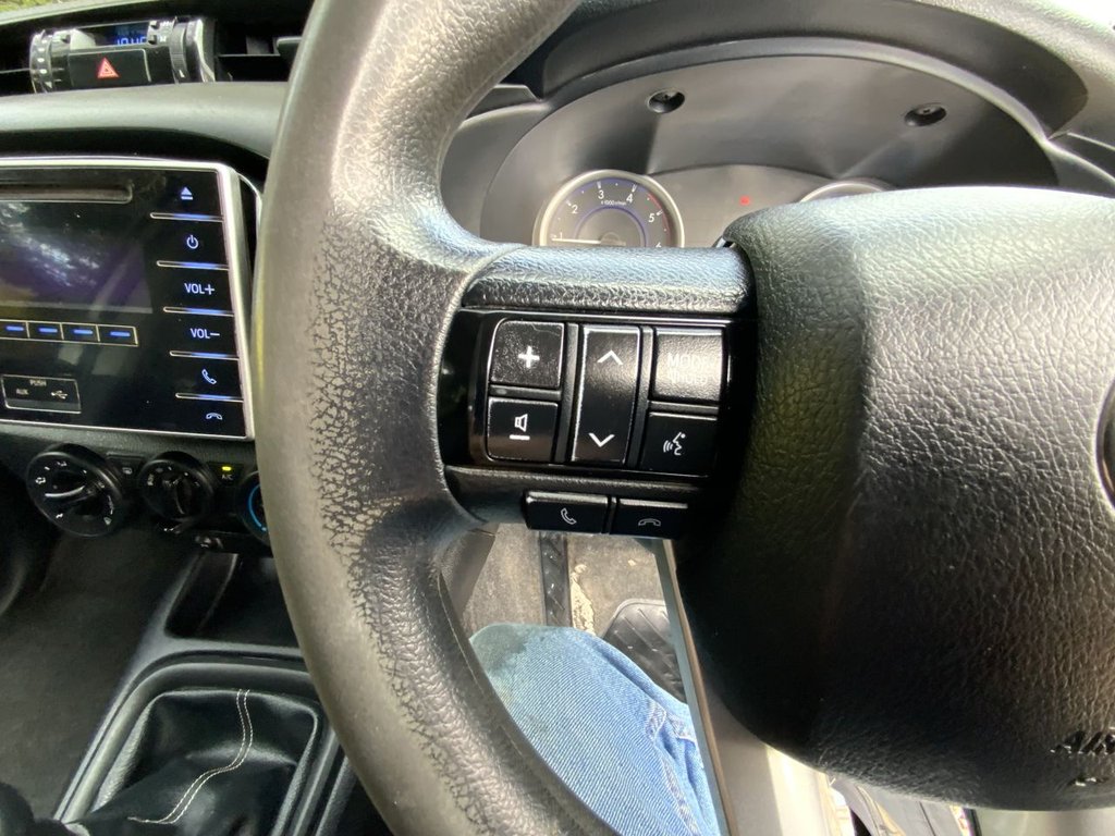 Used Toyota Hilux 2019 for sale - 75698227: Photo 17