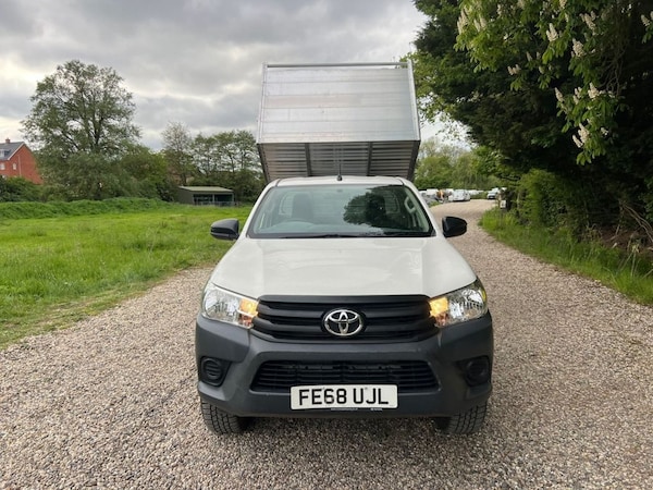 Used Toyota Hilux 2019 for sale - 75698227: Photo 23