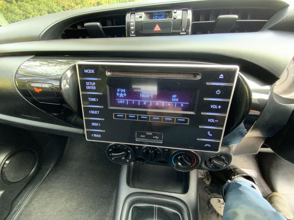 Used Toyota Hilux 2019 for sale - 75698227: Photo 27