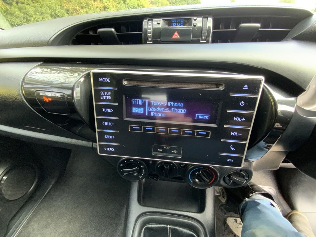 Used Toyota Hilux 2019 for sale - 75698227: Photo 29