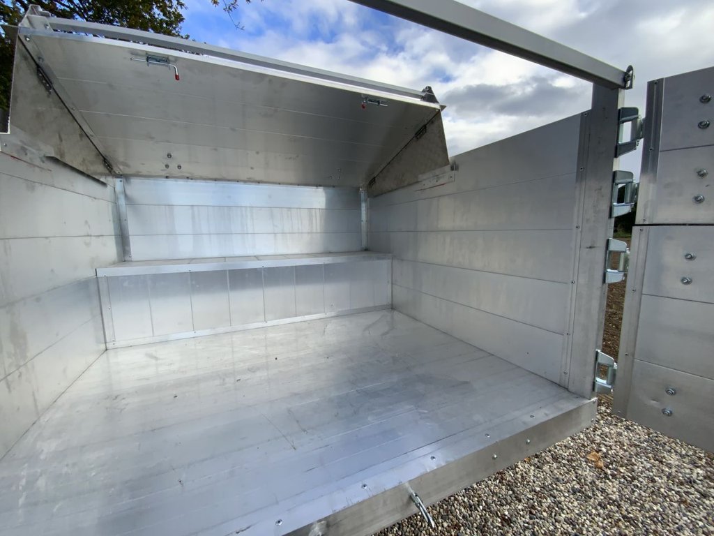 Used Toyota Hilux 2019 for sale - 75698227: Photo 36