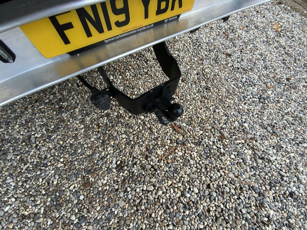 Used Toyota Hilux 2019 for sale - 75698227: Photo 38