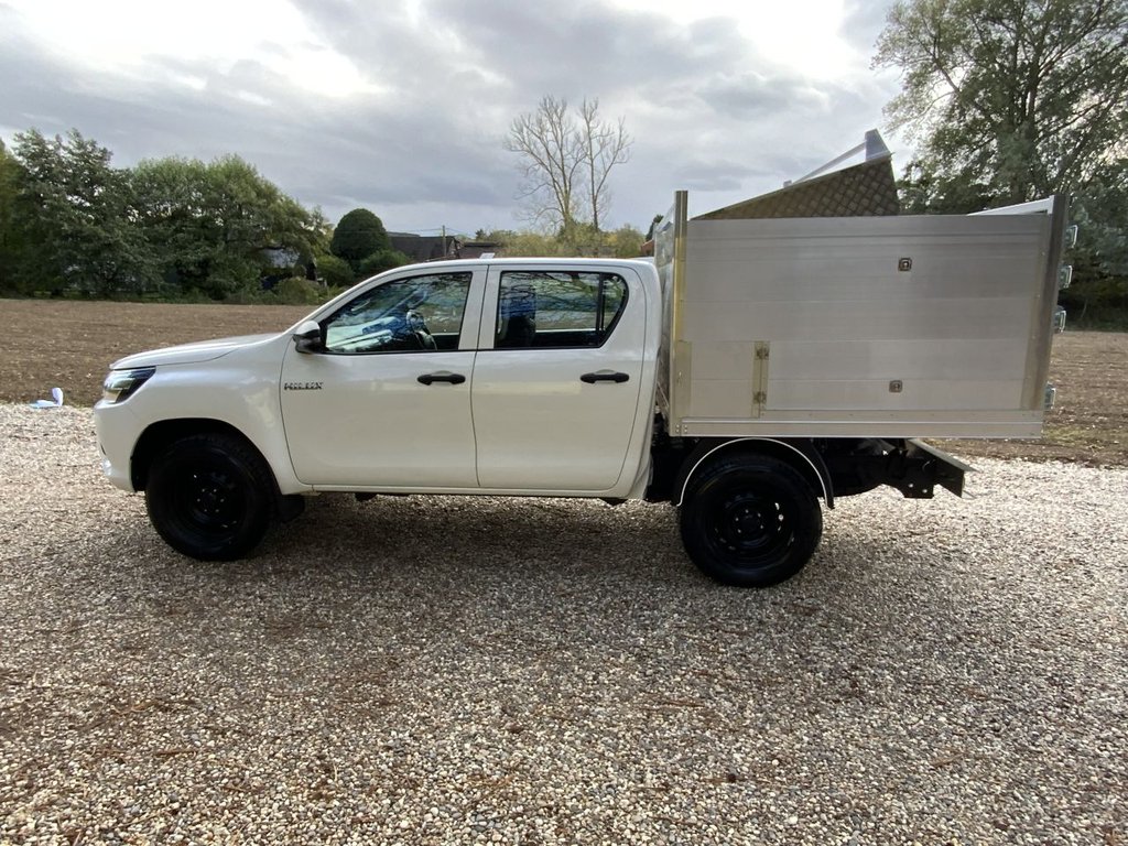 Used Toyota Hilux 2019 for sale - 75698227: Photo 45