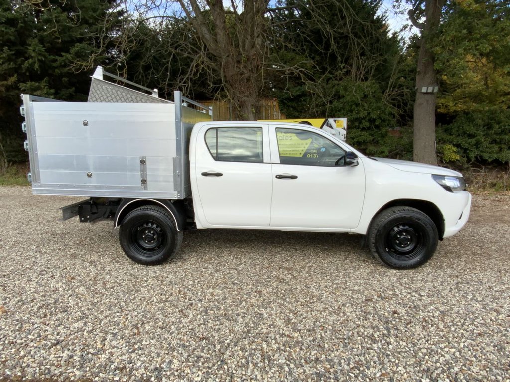 Used Toyota Hilux 2019 for sale - 75698227: Photo 6