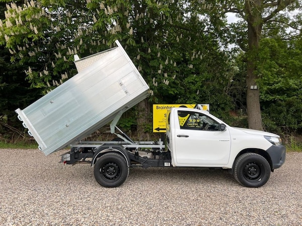 Used Toyota Hilux 2019 for sale - 75698227: Photo 7