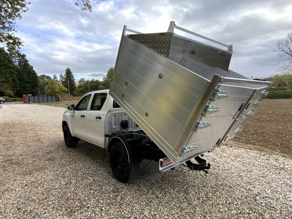 Used Toyota Hilux 2019 for sale - 75698227: Photo 8