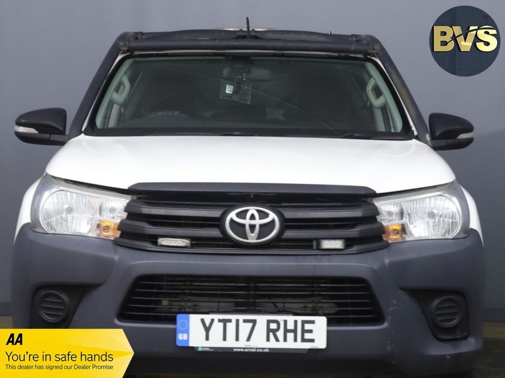 Used Toyota Hilux 2017 for sale - 77614238: Photo 2