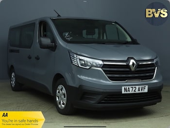 2022 (72) - 2.0 dCi LL30 Business Minibus Cab 5dr Diesel Manual L2 H1 Euro 6 (s/s) (9 S