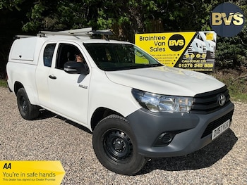 Used Toyota Hilux 2017 for sale - 78299581: Photo