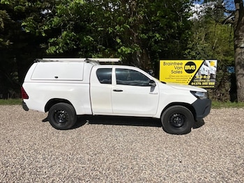 Used Toyota Hilux 2017 for sale - 78299581: Photo