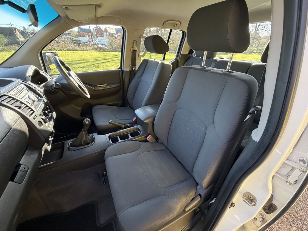 Used Nissan Navara 2014 for sale - 77614247: Photo 14