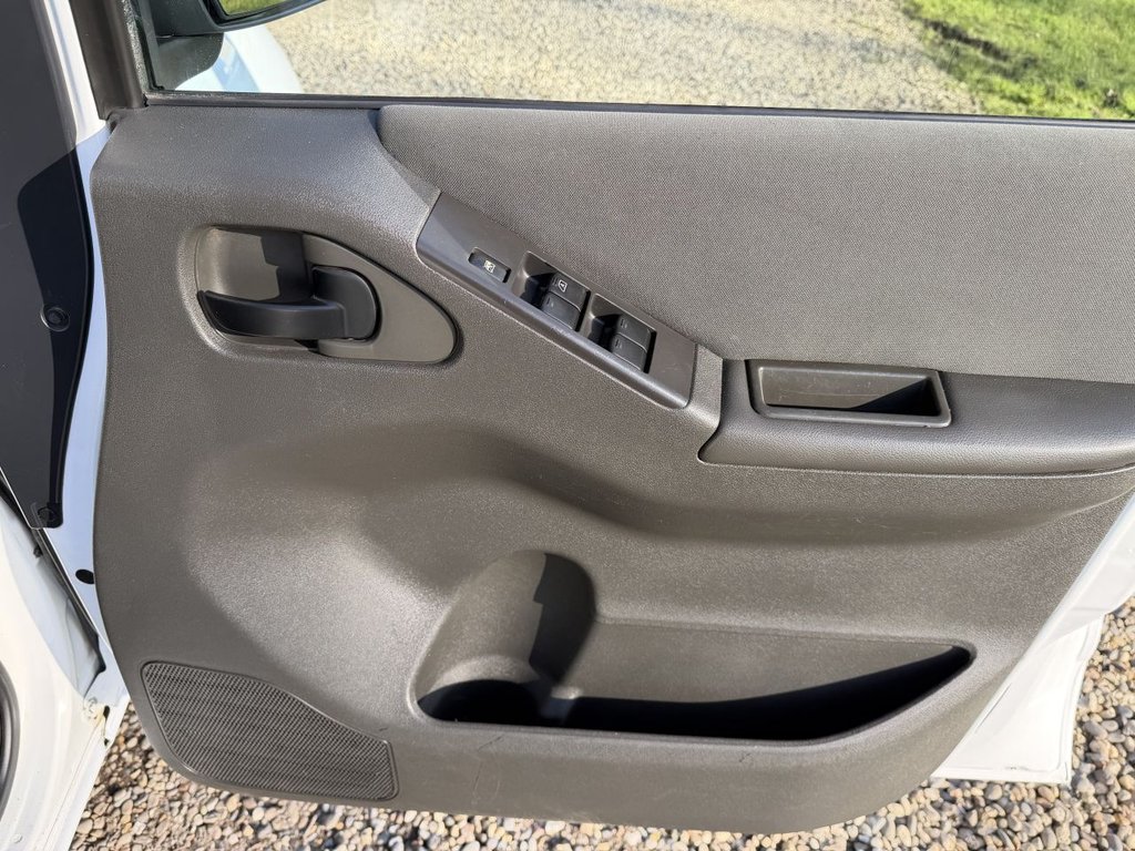 Used Nissan Navara 2014 for sale - 77614247: Photo 22