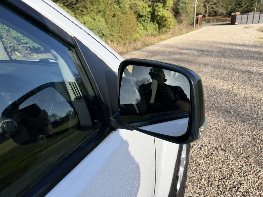 Used Nissan Navara 2014 for sale - 77614247: Photo 32