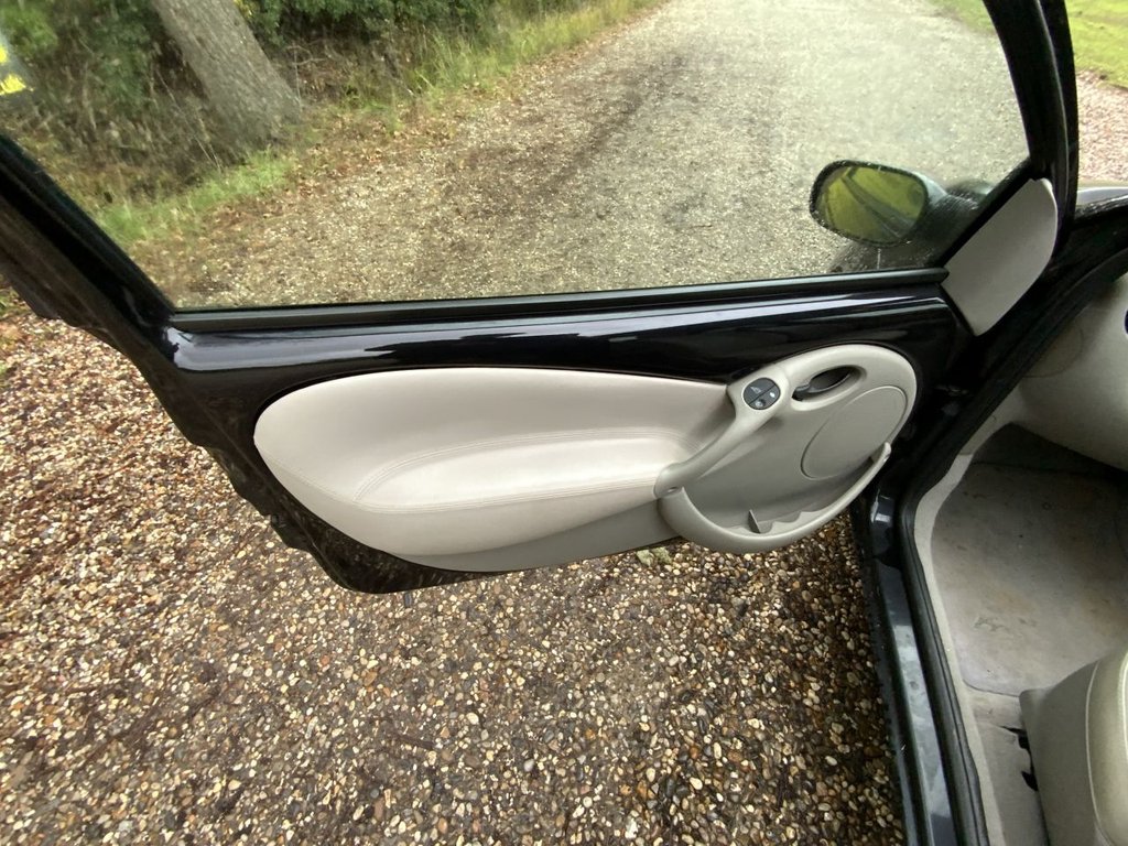 Used Ford Ka 2001 for sale - 76820562: Photo 14