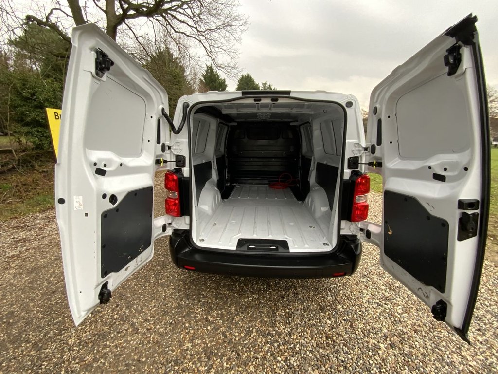 Used Vauxhall Vivaro Electric 2024 for sale - 76792262: Photo 23