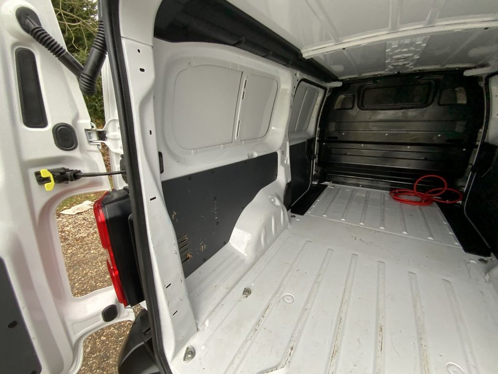Used Vauxhall Vivaro Electric 2024 for sale - 76792262: Photo 25