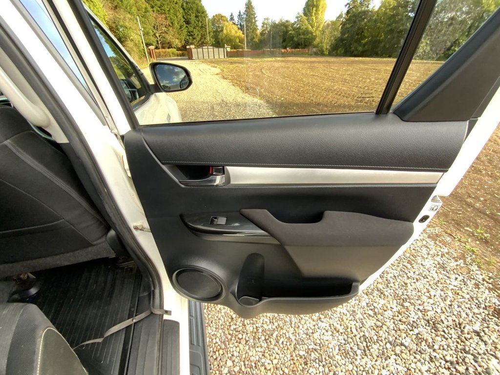 Used Toyota Hilux 2023 for sale - 76338646: Photo 20