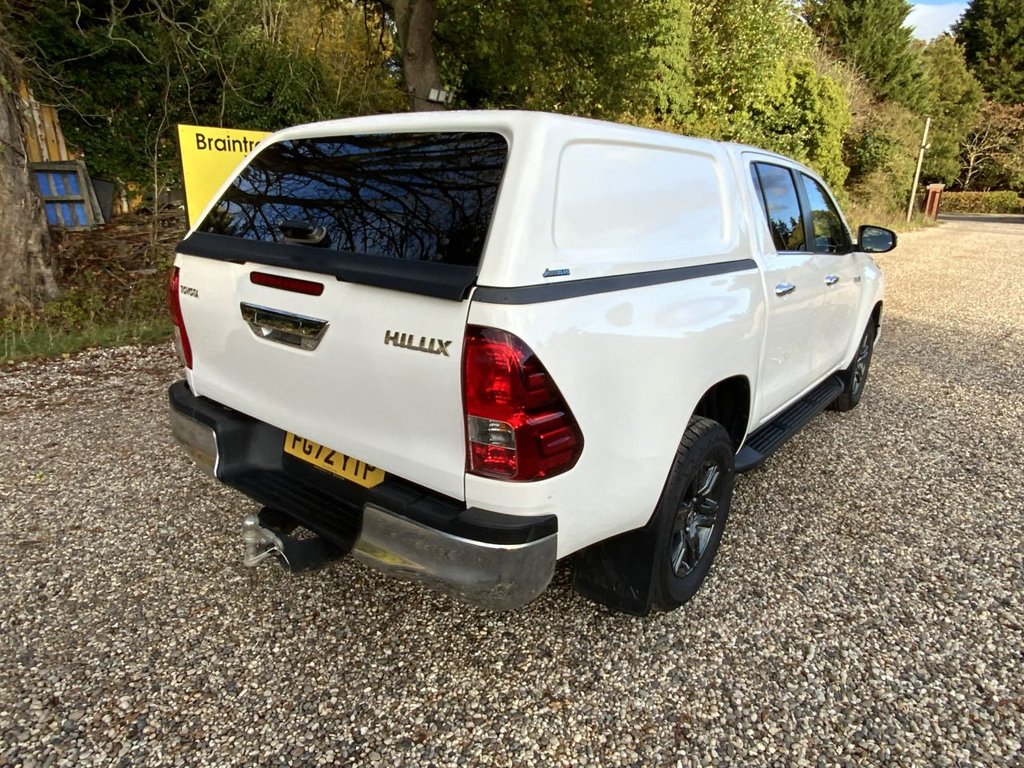 Used Toyota Hilux 2023 for sale - 76338646: Photo 4