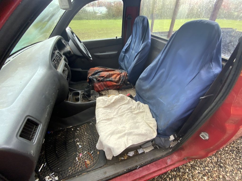 Used Mazda B2500 1999 for sale - 76474679: Photo 14