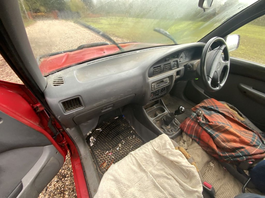 Used Mazda B2500 1999 for sale - 76474679: Photo 15